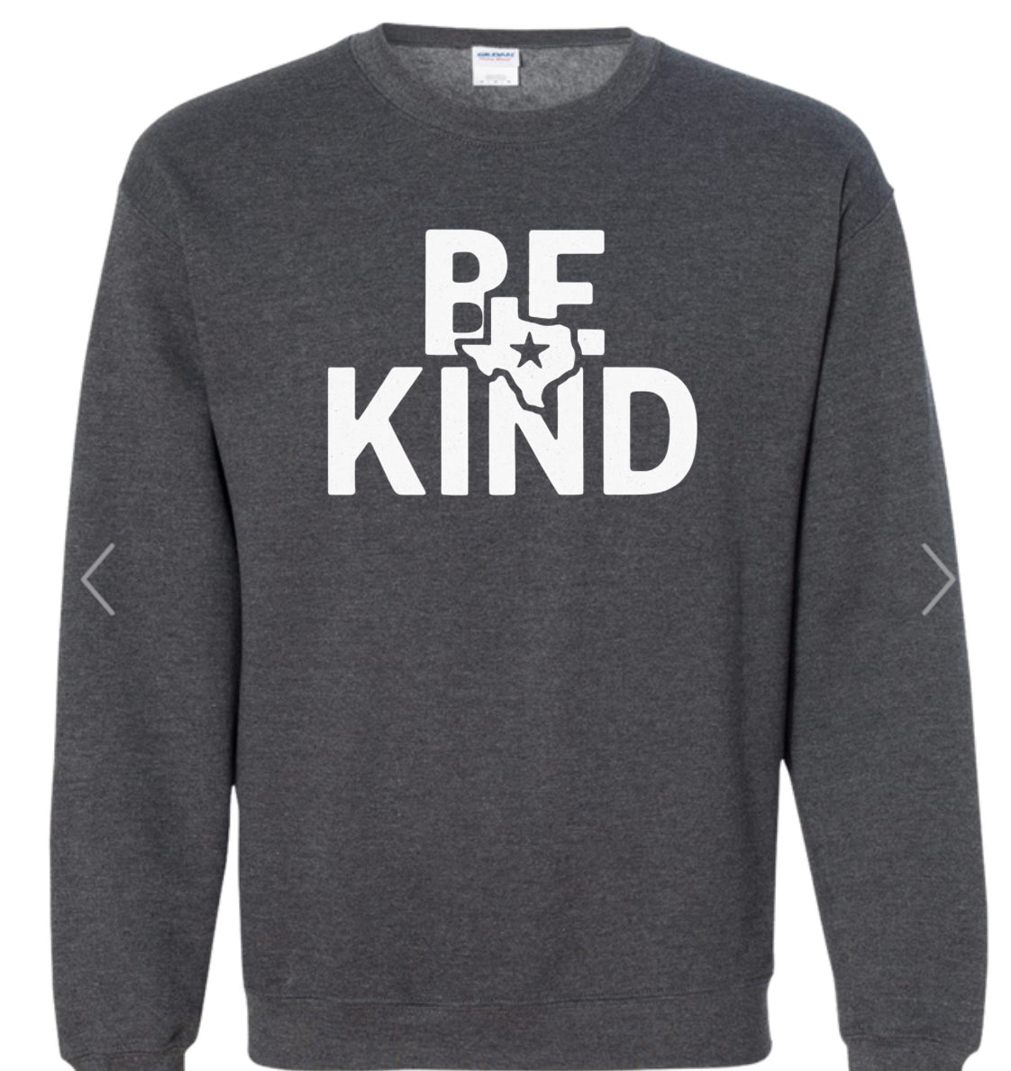 Kids Be kind Star Texas Charcoal Gray Gildan Crewneck